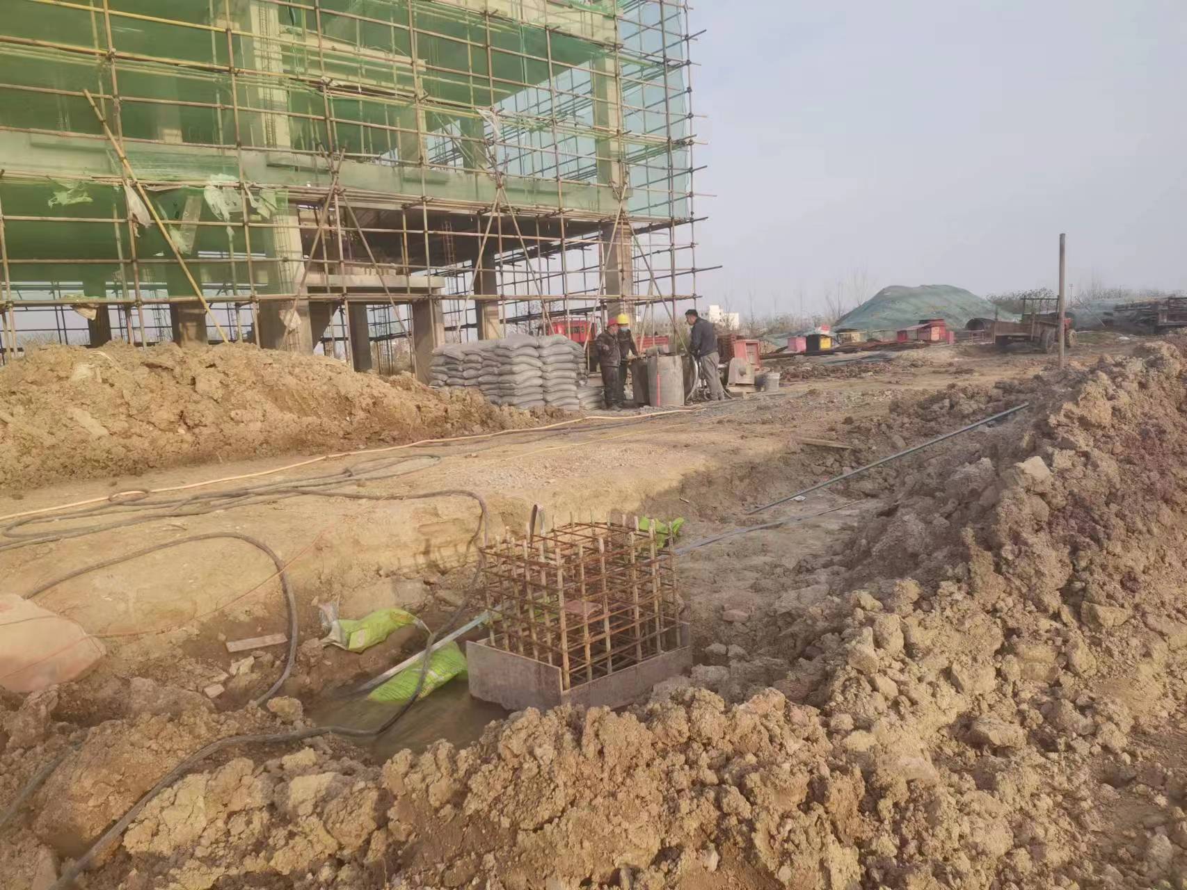 香洲当桥梁出现裂缝的时候应该及时加固修补